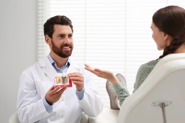 What To Do If A Dental Implant Crown Breaks